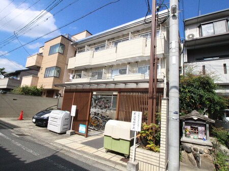 メゾンプルメリア外観写真