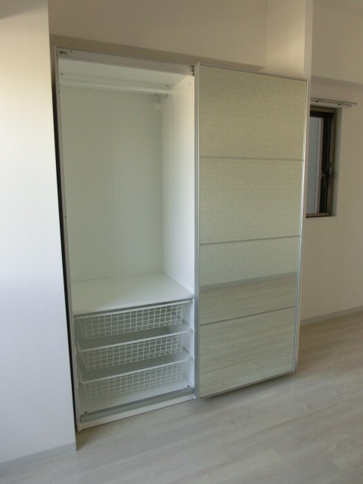 物件内観写真18　(収納)