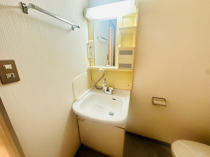 物件内観写真10　(洗面)