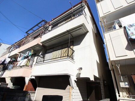 寝屋川市寿町貸家外観写真