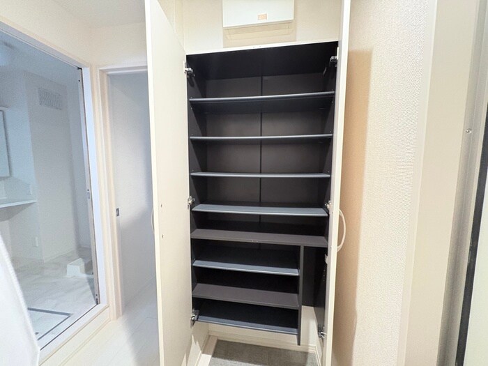 物件内観写真17　(靴箱)