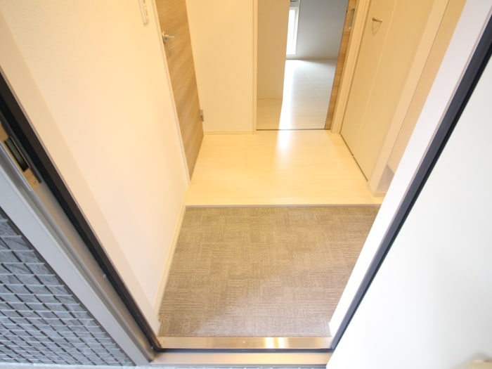 物件内観写真21　(玄関)
