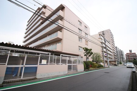緑地公園コーポラス（702）外観写真