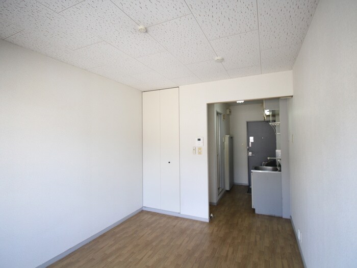 物件内観写真5　(居室)