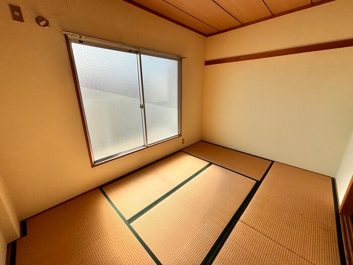 物件内観写真7　(居室)