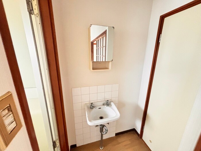 物件内観写真10　(洗面)