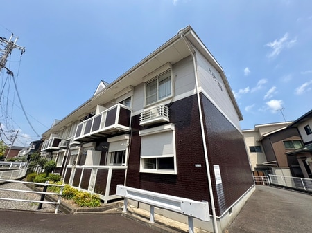 ハイツ岸場外観写真