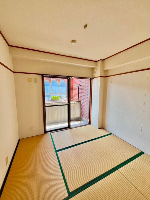 物件内観写真10　(居室)