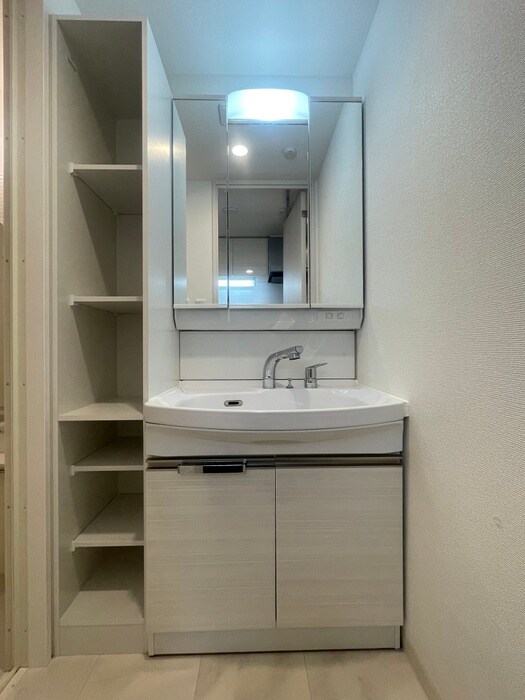 物件内観写真10　(洗面)