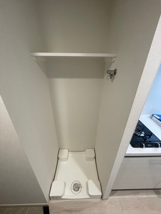 物件内観写真11　(洗濯機置場)