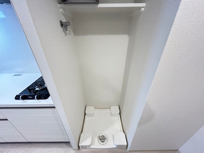 物件内観写真12　(洗濯機置場)