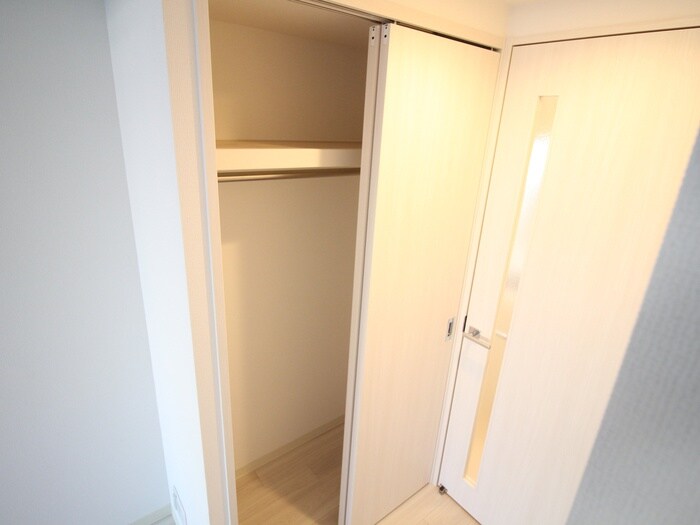 物件内観写真13　(収納)