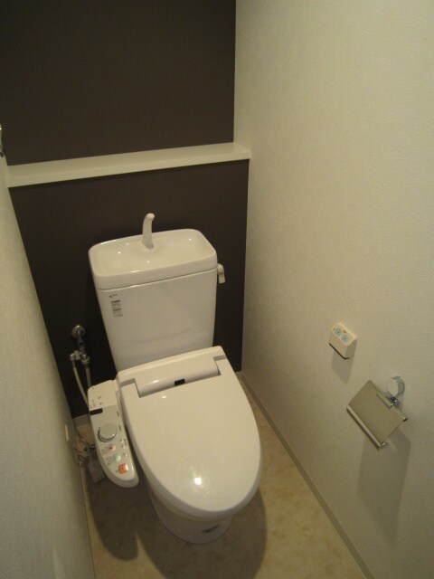 物件内観写真13　(トイレ)