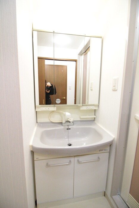 物件内観写真13　(洗面)