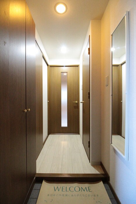 物件内観写真18　(廊下)