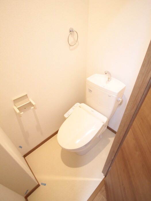 物件内観写真9　(トイレ)