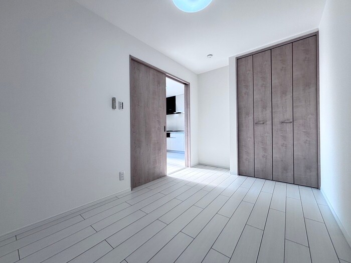 物件内観写真8　(居室)