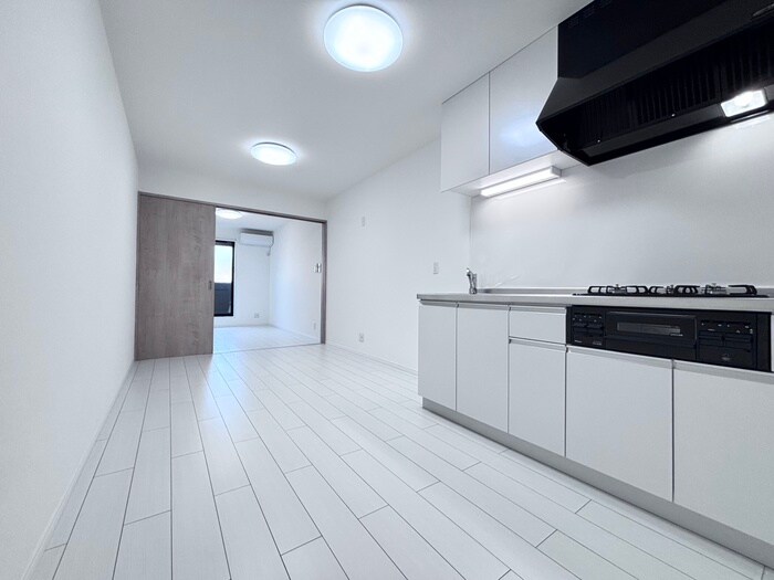 物件内観写真8　(居室)