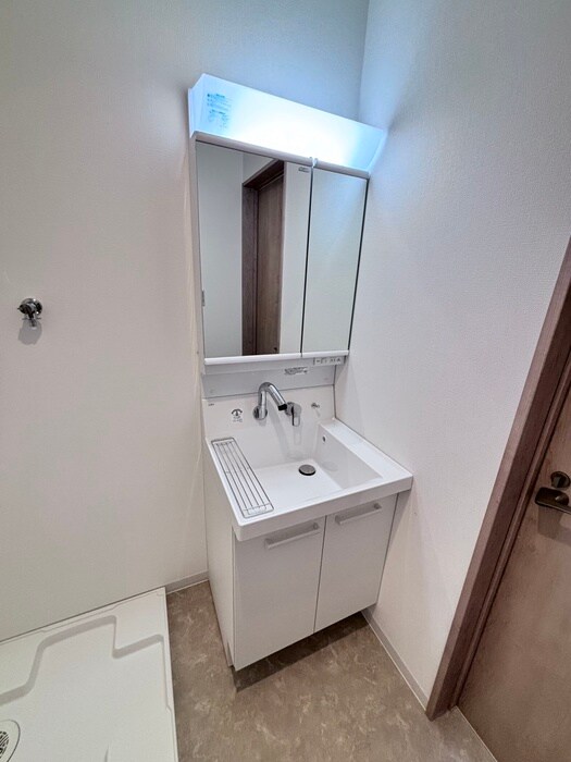 物件内観写真11　(洗面)