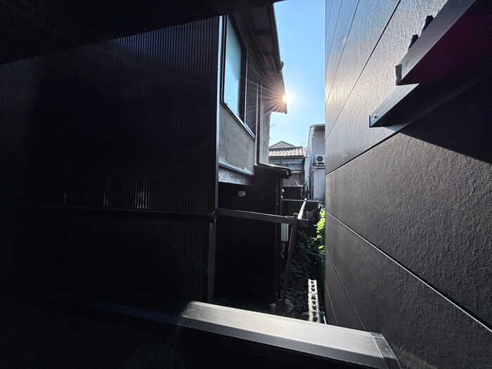 物件内観写真15　(室内からの展望)