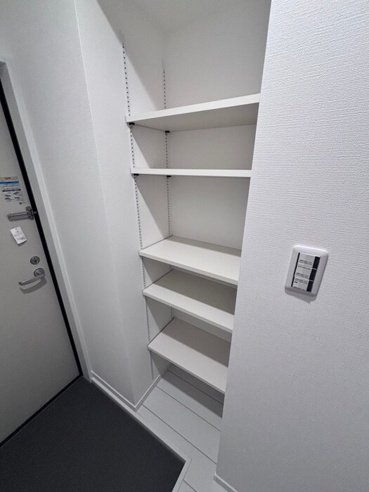 物件内観写真17　(靴箱)