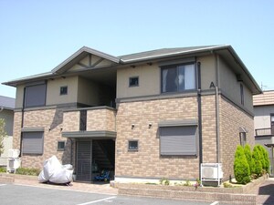 カサベルデA棟外観写真