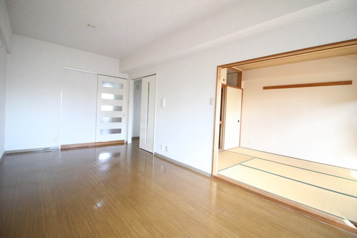 物件内観写真7　(居室)