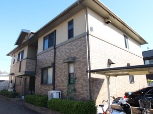 カサベルデB棟外観写真