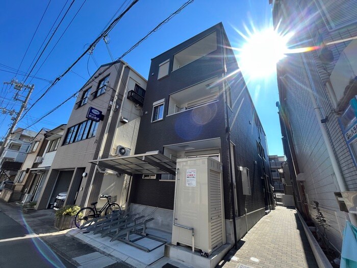 物件外観写真1　(外観写真)