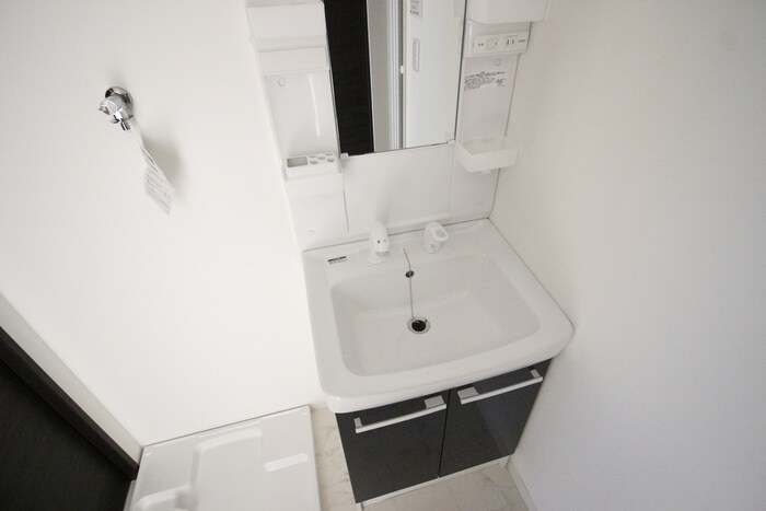 物件内観写真9　(洗面)