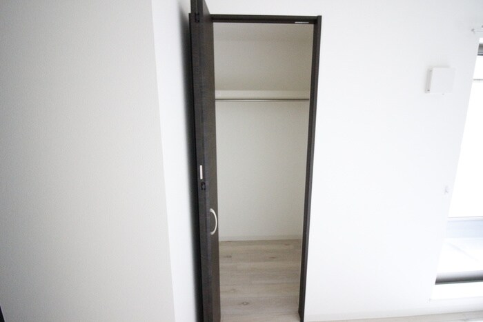 物件内観写真12　(収納)