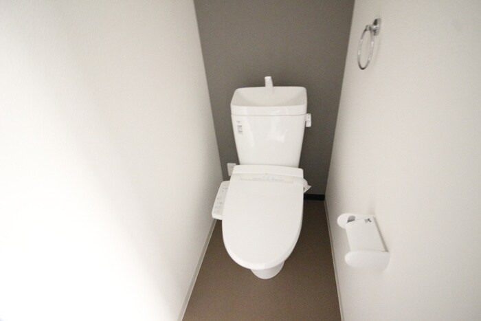 物件内観写真14　(トイレ)