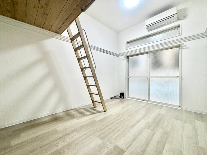 物件内観写真9　(居室)