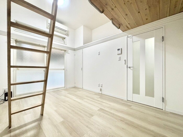 物件内観写真10　(居室)