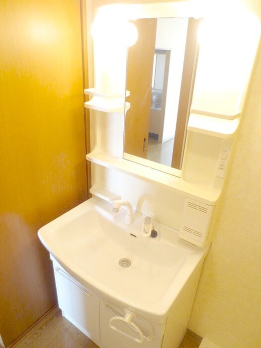 物件内観写真13　(居室)