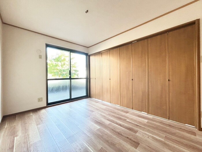 物件内観写真11　(居室)