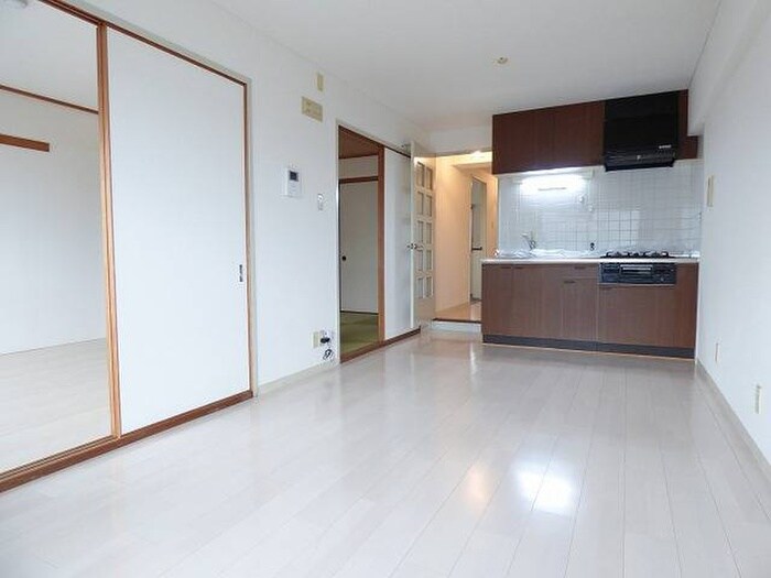 物件内観写真22　(居室)