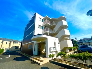 セゾン日野外観写真