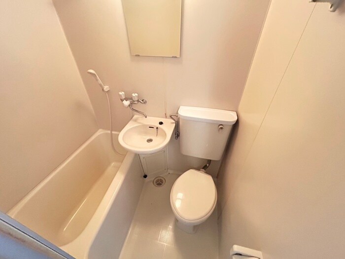 物件内観写真13　(トイレ)