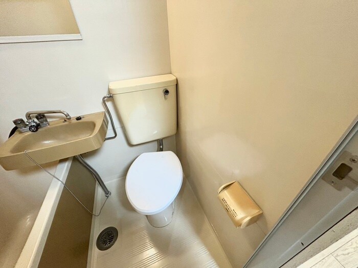 物件内観写真11　(トイレ)