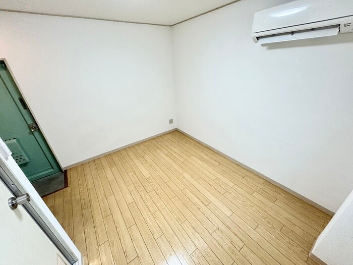 物件内観写真19　(居室)