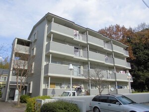 香里園ヒルズ１号棟外観写真
