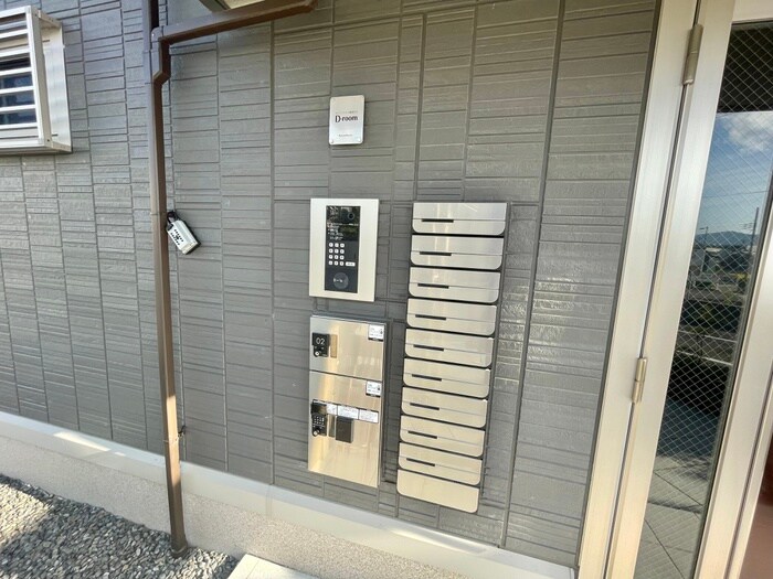 物件外観写真6　(建物設備)