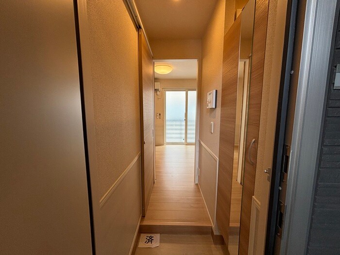 物件内観写真20　(玄関)