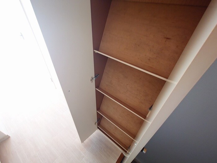 物件内観写真15　(靴箱)