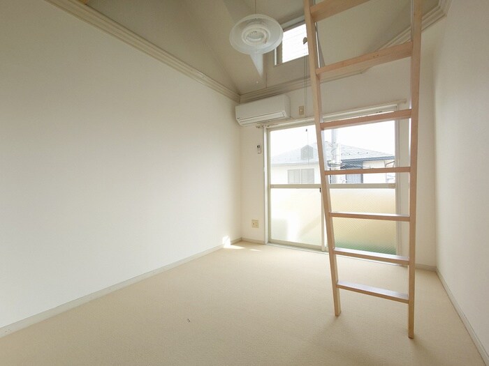 物件内観写真19　(居室)