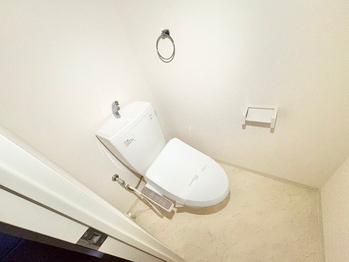 物件内観写真9　(トイレ)