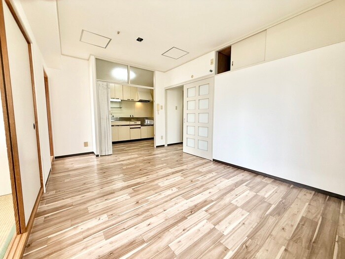 物件内観写真13　(居室)