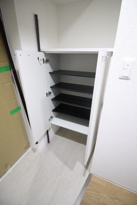 物件内観写真14　(靴箱)