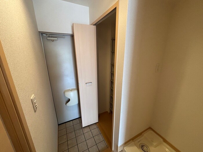 物件内観写真20　(靴箱)